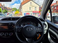 USED 2016 16 TOYOTA YARIS 1.33 Dual VVT-i Design Hatchback 5dr Petrol Multidrive S Euro 6 (99 ps) 