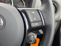 USED 2016 16 TOYOTA YARIS 1.33 Dual VVT-i Design Hatchback 5dr Petrol Multidrive S Euro 6 (99 ps) 