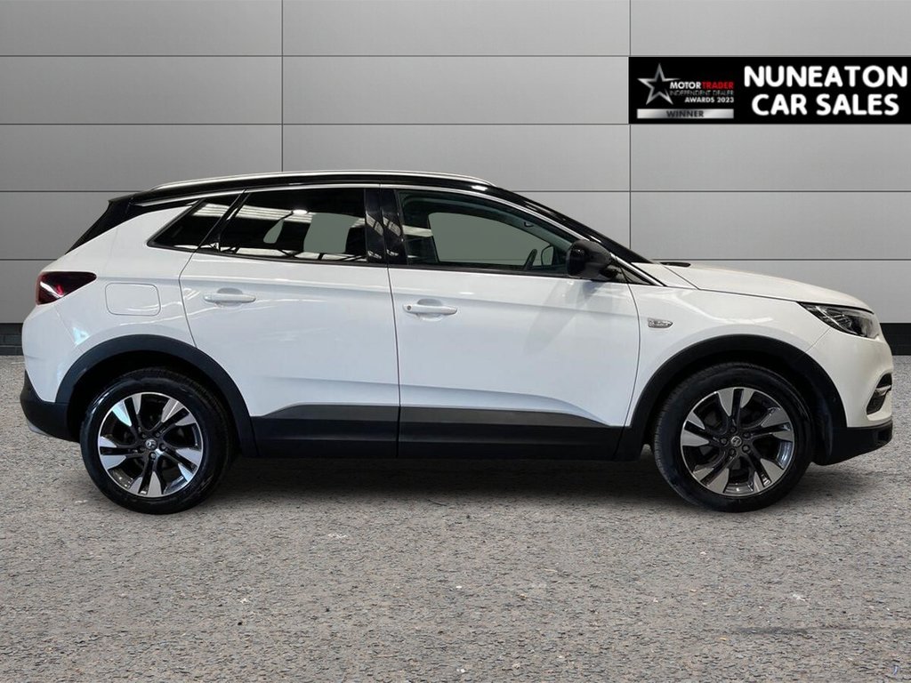 USED 2018 68 VAUXHALL GRANDLAND X 1.2 Turbo Sport Nav SUV 5dr Petrol Manual Euro 6 (s/s) (130 ps) Electric Tailgate with foot gesture