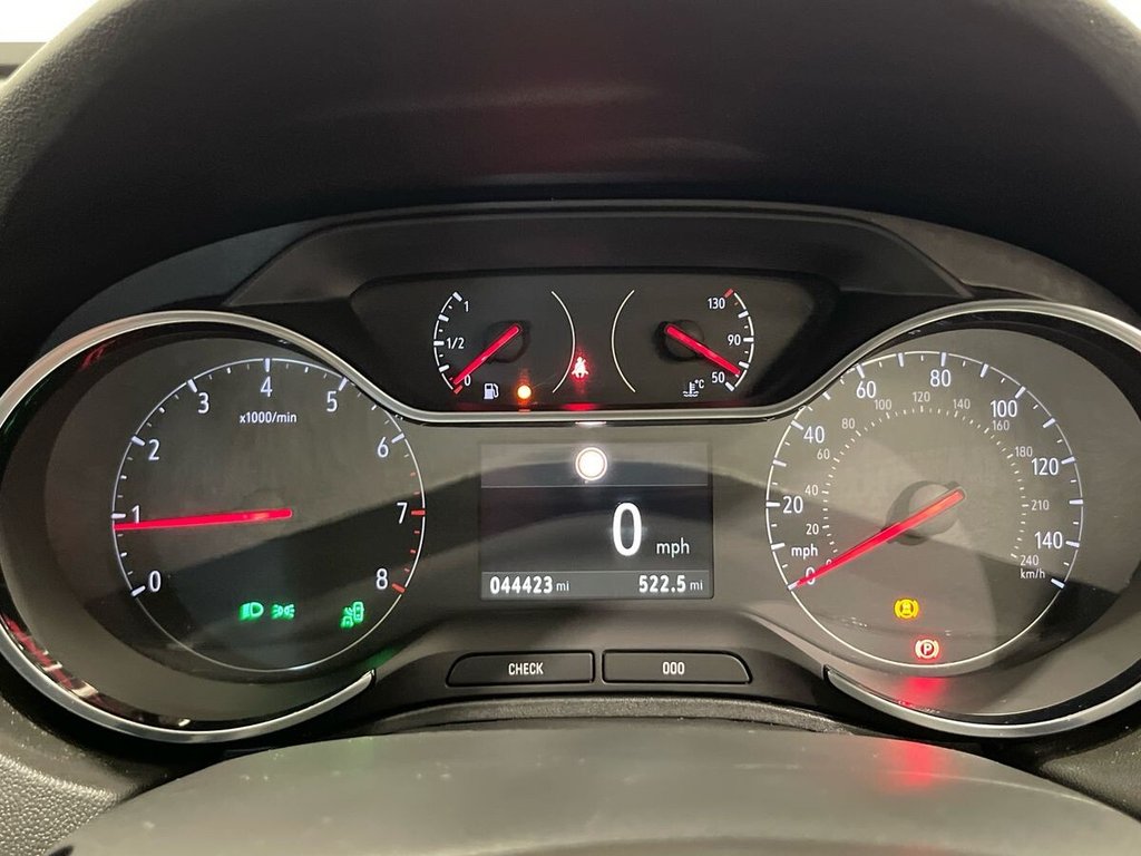 USED 2018 68 VAUXHALL GRANDLAND X 1.2 Turbo Sport Nav SUV 5dr Petrol Manual Euro 6 (s/s) (130 ps) Electric Tailgate with foot gesture