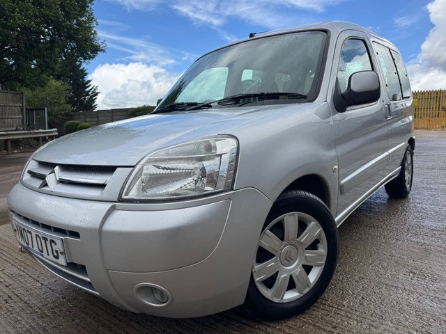 View our CITROEN BERLINGO