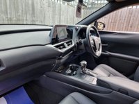 USED 2023 23 LEXUS UX 2.0 250h F Sport Design SUV 5dr Petrol Hybrid E-CVT Euro 6 (s/s) (184 ps) ** WE OFFER FINANCE ON THIS CAR **