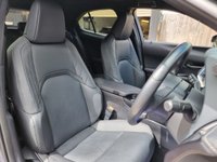 USED 2023 23 LEXUS UX 2.0 250h F Sport Design SUV 5dr Petrol Hybrid E-CVT Euro 6 (s/s) (184 ps) ** WE OFFER FINANCE ON THIS CAR **