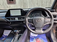USED 2023 23 LEXUS UX 2.0 250h F Sport Design SUV 5dr Petrol Hybrid E-CVT Euro 6 (s/s) (184 ps) ** WE OFFER FINANCE ON THIS CAR **
