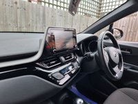 USED 2023 72 TOYOTA C-HR 1.8 VVT-h GPF Icon SUV 5dr Petrol Hybrid CVT Euro 6 (s/s) (122 ps) ** WE OFFER FINANCE ON THIS CAR **