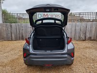 USED 2023 72 TOYOTA C-HR 1.8 VVT-h GPF Icon SUV 5dr Petrol Hybrid CVT Euro 6 (s/s) (122 ps) ** WE OFFER FINANCE ON THIS CAR **