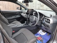 USED 2023 72 TOYOTA C-HR 1.8 VVT-h GPF Icon SUV 5dr Petrol Hybrid CVT Euro 6 (s/s) (122 ps) ** WE OFFER FINANCE ON THIS CAR **