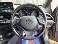 USED 2023 72 TOYOTA C-HR 1.8 VVT-h GPF Icon SUV 5dr Petrol Hybrid CVT Euro 6 (s/s) (122 ps) ** WE OFFER FINANCE ON THIS CAR **
