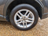 USED 2023 72 TOYOTA C-HR 1.8 VVT-h GPF Icon SUV 5dr Petrol Hybrid CVT Euro 6 (s/s) (122 ps) ** WE OFFER FINANCE ON THIS CAR **