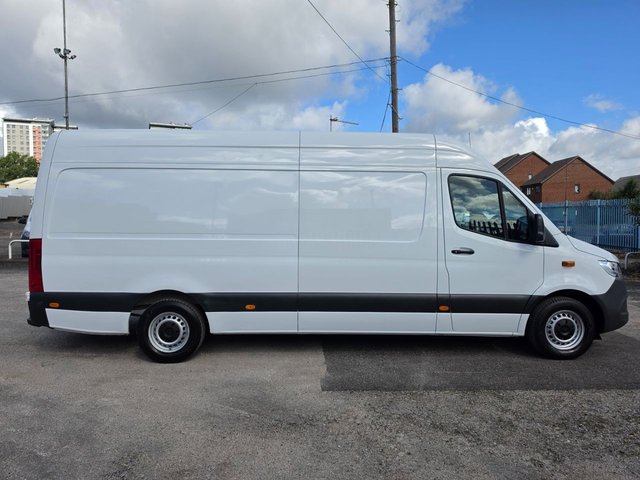 View our MERCEDES-BENZ SPRINTER