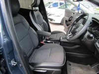 USED 2022 72 RENAULT CAPTUR 1.6 E-TECH techno SUV 5dr Petrol Hybrid Automatic  Euro 6 (s/s) (145 ps) GREAT ECONOMY FROM THIS SELF CHARGING PETROL/ELECTRIC AUTOMATIC HYBRID,,,,FULL SERVICE HISTORY,,,LOW MILEAGE,,,,PARTS AND LABOUR WARRANTY INCLUDED,,,,PART EXCHANGE WELCOME,,,COMPETATIVE FINANCE AVAILABLE.