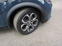 USED 2022 72 RENAULT CAPTUR 1.6 E-TECH techno SUV 5dr Petrol Hybrid Automatic  Euro 6 (s/s) (145 ps) GREAT ECONOMY FROM THIS SELF CHARGING PETROL/ELECTRIC AUTOMATIC HYBRID,,,,FULL SERVICE HISTORY,,,LOW MILEAGE,,,,PARTS AND LABOUR WARRANTY INCLUDED,,,,PART EXCHANGE WELCOME,,,COMPETATIVE FINANCE AVAILABLE.