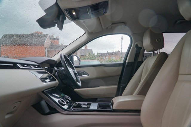 View our LAND ROVER RANGE ROVER VELAR
