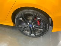 USED 2016 FORD FOCUS 2.0T EcoBoost ST-2 Hatchback 5dr Petrol Manual Euro 6 (s/s) (250 ps) 
