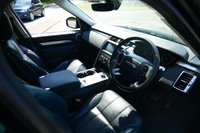 USED 2019 69 LAND ROVER DISCOVERY 3.0 SD V6 Landmark Edition SUV 5dr Diesel Auto 4WD Euro 6 (s/s) (306 ps) SANTORINI BLACK METALLIC PAINTWORK + TWIN SUNROOF + WINTER PACK + APPLE CARPLAY