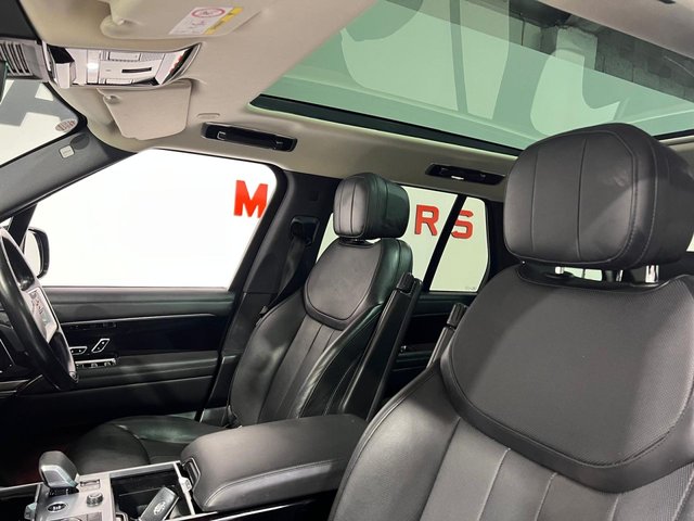 View our LAND ROVER RANGE ROVER