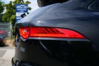 USED 2020 70 JAGUAR F-PACE 2.0 D240 Chequered Flag SUV 5dr Diesel Auto AWD Euro 6 (s/s) (240 ps) ULTIMATE BLACK METALLIC PAINTWORK + SUNROOF + WINTER PACK + MERIDIAN