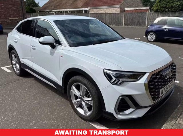 View our AUDI Q3