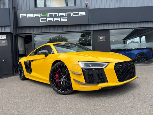 View our Audi R8 5.2 FSI V10 Plus Coupe 2dr Petrol S Tronic quattro Euro 6 (s/s) (610 ps)