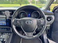 USED 2017 67 TOYOTA AURIS 1.8 VVT-h Icon Tech Hatchback 5dr Petrol Hybrid CVT Euro 6 (s/s) (136 ps) 
