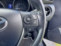 USED 2017 67 TOYOTA AURIS 1.8 VVT-h Icon Tech Hatchback 5dr Petrol Hybrid CVT Euro 6 (s/s) (136 ps) 