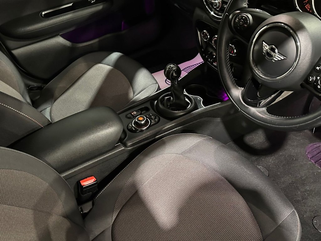 USED 2017 17 MINI CLUBMAN 1.5 Cooper Estate 6dr Petrol Manual Euro 6 (s/s) (136 ps) 