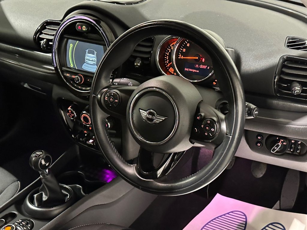 USED 2017 17 MINI CLUBMAN 1.5 Cooper Estate 6dr Petrol Manual Euro 6 (s/s) (136 ps) 