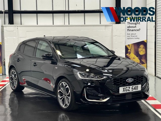 View our Ford Focus 1.0T EcoBoost ST-Line Vignale Hatchback 5dr Petrol Manual Euro 6 (s/s) (125 ps)