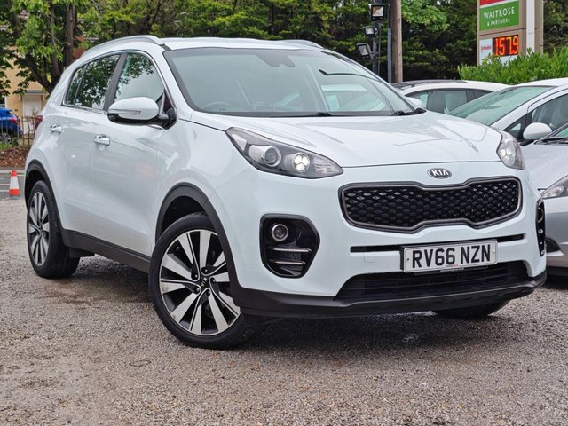 View our Kia Sportage 1.7 CRDi 3 SUV 5dr Diesel Manual Euro 6 (s/s) (114 bhp)