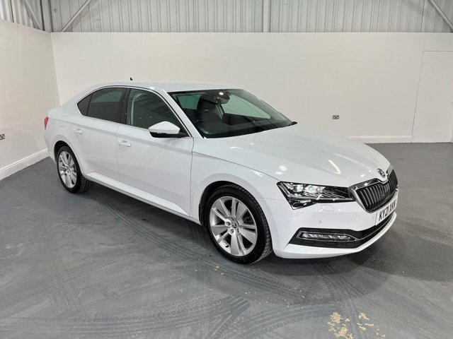 View our SKODA SUPERB