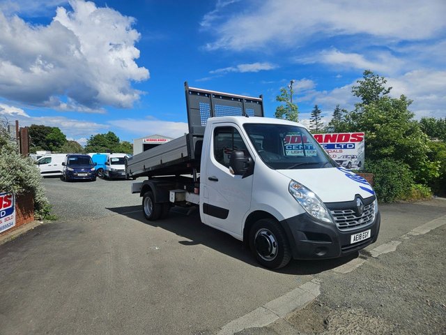 View our RENAULT MASTER