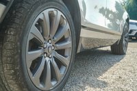 USED 2018 18 LAND ROVER RANGE ROVER VELAR 2.0 D180 R-Dynamic SE SUV 5dr Diesel Auto 4WD Euro 6 (s/s) (180 ps) 