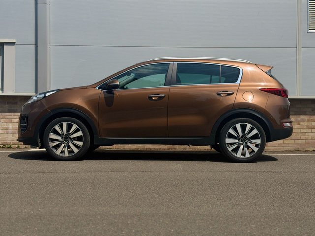View our KIA SPORTAGE