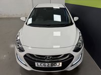 USED 2012 62 HYUNDAI I30 1.6 CRDi Blue Drive Style Nav Hatchback 5dr Diesel Manual Euro 5 (s/s) (110 ps) **11 Service Visits**