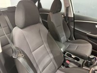 USED 2012 62 HYUNDAI I30 1.6 CRDi Blue Drive Style Nav Hatchback 5dr Diesel Manual Euro 5 (s/s) (110 ps) **11 Service Visits**