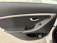 USED 2012 62 HYUNDAI I30 1.6 CRDi Blue Drive Style Nav Hatchback 5dr Diesel Manual Euro 5 (s/s) (110 ps) **11 Service Visits**
