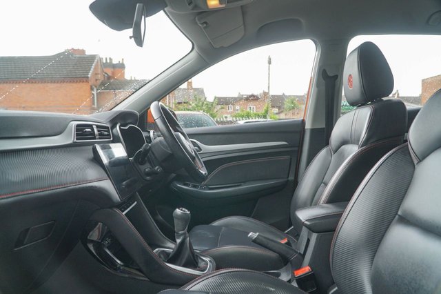 View our MG MG ZS