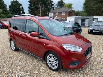 View our FORD TOURNEO COURIER