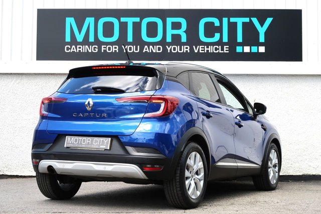 View our RENAULT CAPTUR