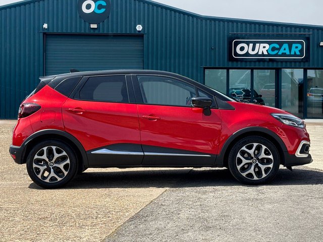 View our RENAULT CAPTUR