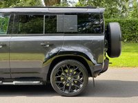 USED 2022 72 LAND ROVER DEFENDER 3.0 D300 MHEV X-Dynamic HSE SUV 5dr Diesel Auto 4WD Euro 6 (s/s) (300 ps) 