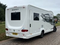 USED 2025 75 SWIFT ESCAPE 674 9spd Automatic 