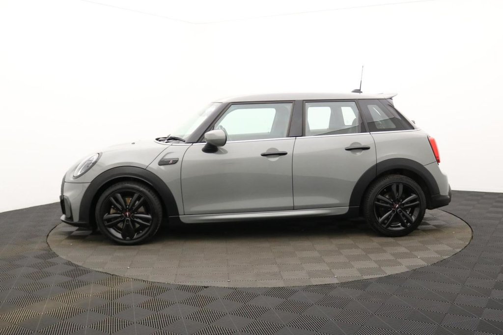 USED 2021 21 MINI HATCH 2.0 Cooper S Sport Hatchback 5dr Petrol Manual Euro 6 (s/s) (178 ps) **&pound;2,725 Of Optional Extras**