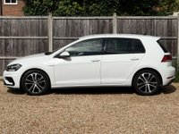 USED 2017 67 VOLKSWAGEN GOLF 1.5 Golf R-Line TSi Evo 5dr Sat Nav Apple CarPlay
