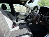 USED 2017 67 VOLKSWAGEN GOLF 1.5 Golf R-Line TSi Evo 5dr Sat Nav Apple CarPlay