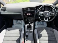 USED 2017 67 VOLKSWAGEN GOLF 1.5 Golf R-Line TSi Evo 5dr Sat Nav Apple CarPlay