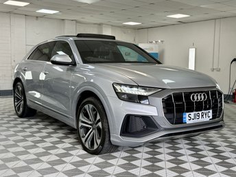 View our AUDI Q8