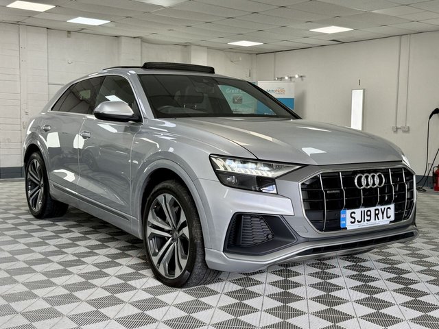 View our AUDI Q8