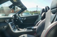 USED 2012 12 MERCEDES-BENZ SLK 2.1 SLK250 CDI BlueEfficiency AMG Sport Convertible 2dr Diesel G-Tronic+ Euro 5 (s/s) (204 ps) 