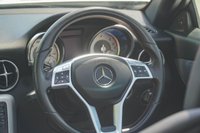 USED 2012 12 MERCEDES-BENZ SLK 2.1 SLK250 CDI BlueEfficiency AMG Sport Convertible 2dr Diesel G-Tronic+ Euro 5 (s/s) (204 ps) 